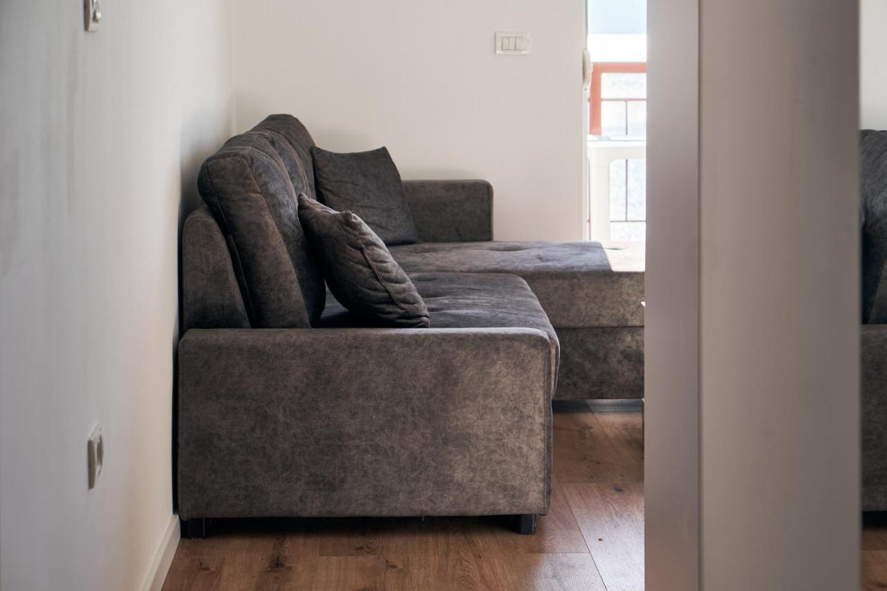 Central Beach Apartment Sarandë